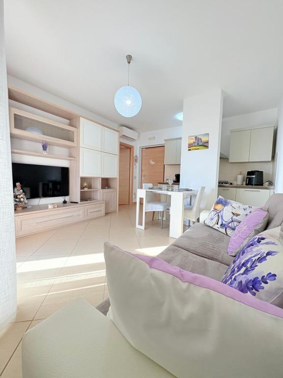 Una cocina o cocineta en La Casetta del Glicine