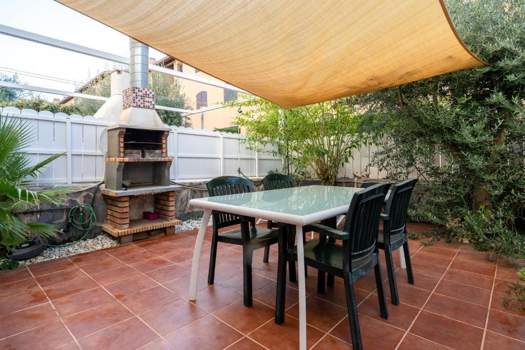 En balkon eller terrasse på Hauzify I Casa Vallespir