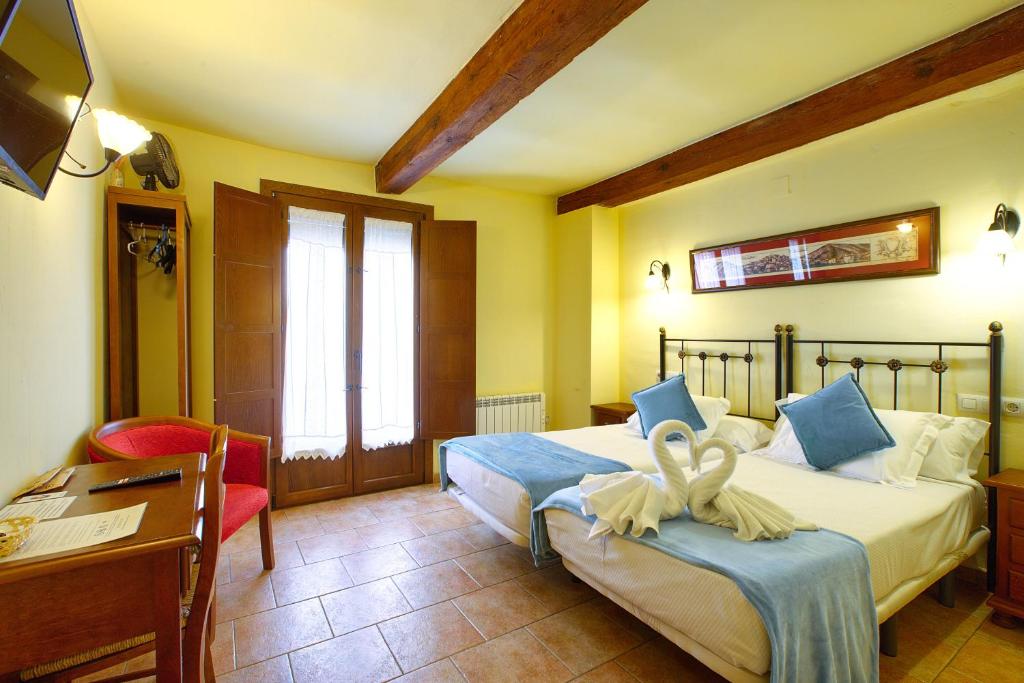 Hostal San Pedro - Double Or Twin Room