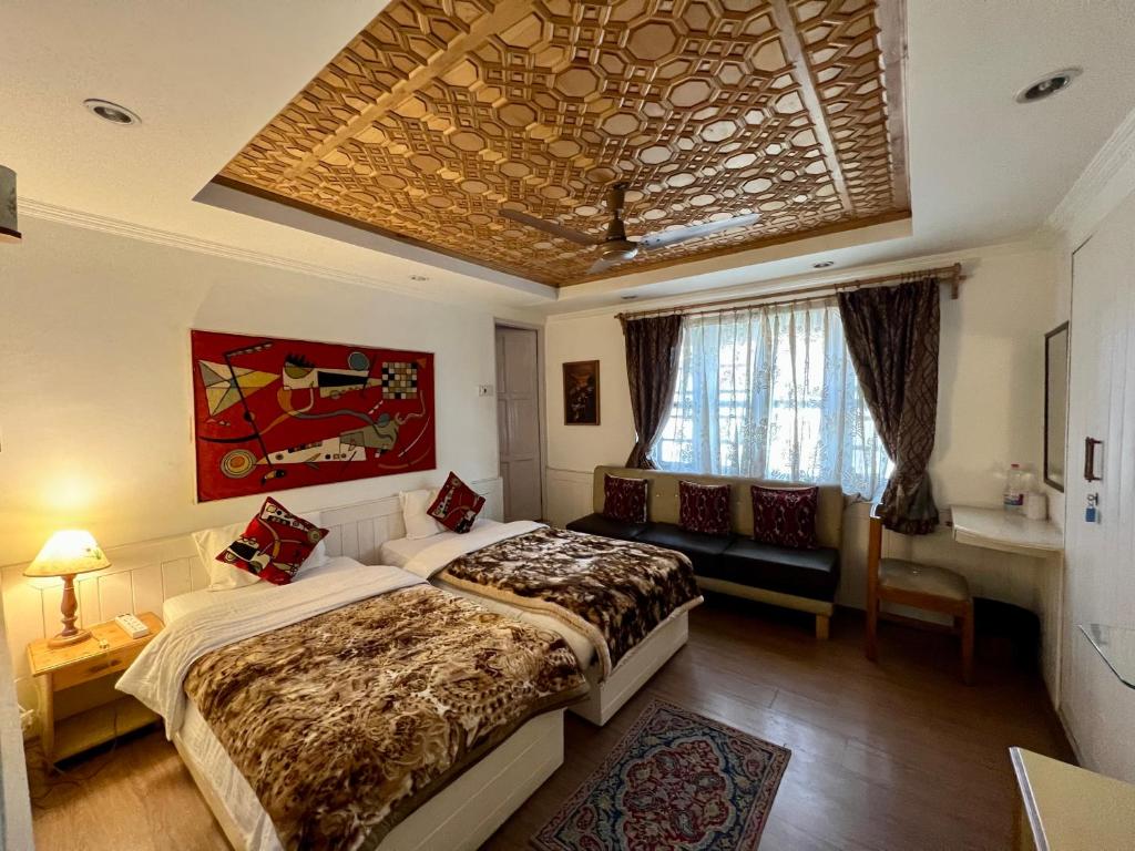 Una cama o camas en una habitación de Dove Cottage