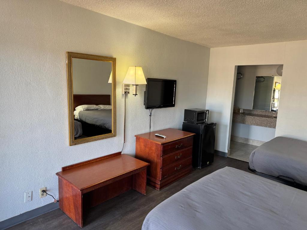 Homelodge Newnan - 