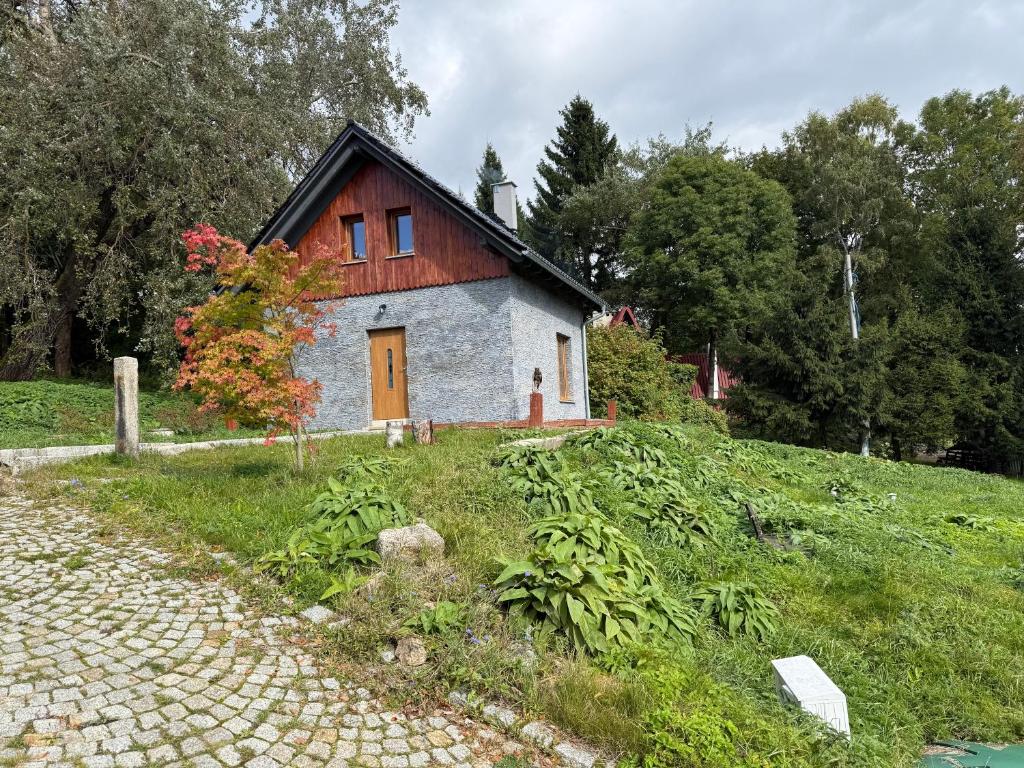 En have udenfor Agroturystyka Monte Luna