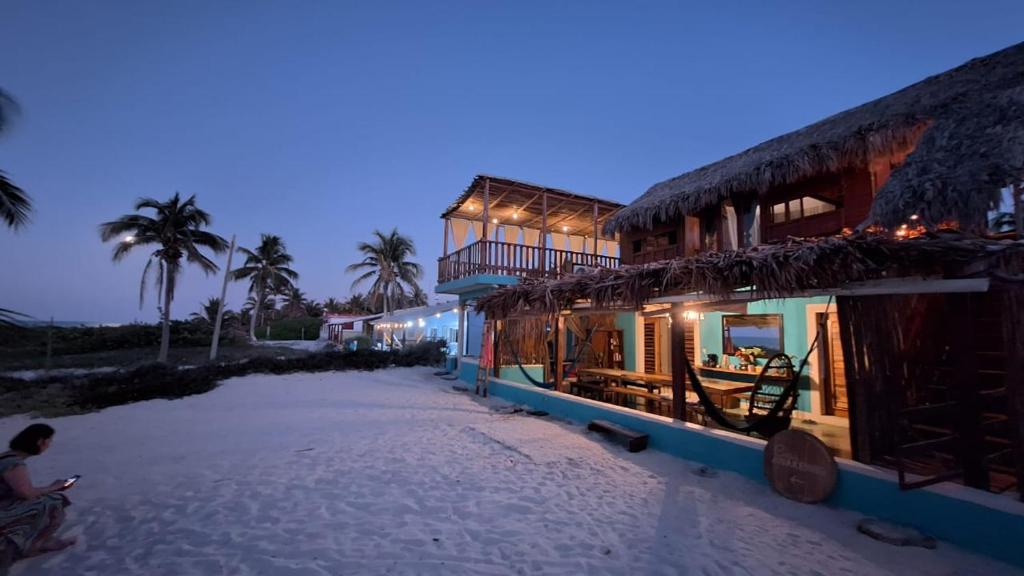 Fotografie z fotogalerie ubytování Casa Awakening, Beach-front v destinaci El Cuyo