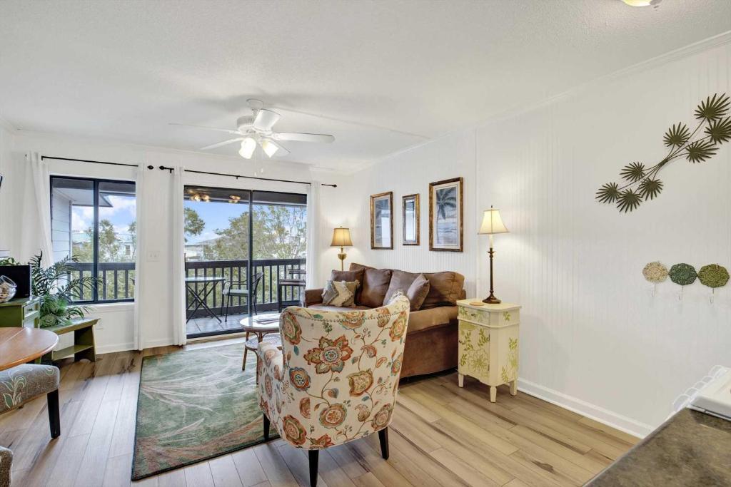 Savannah Beach & Racquet Club 323A, Hilton Head Island, SC