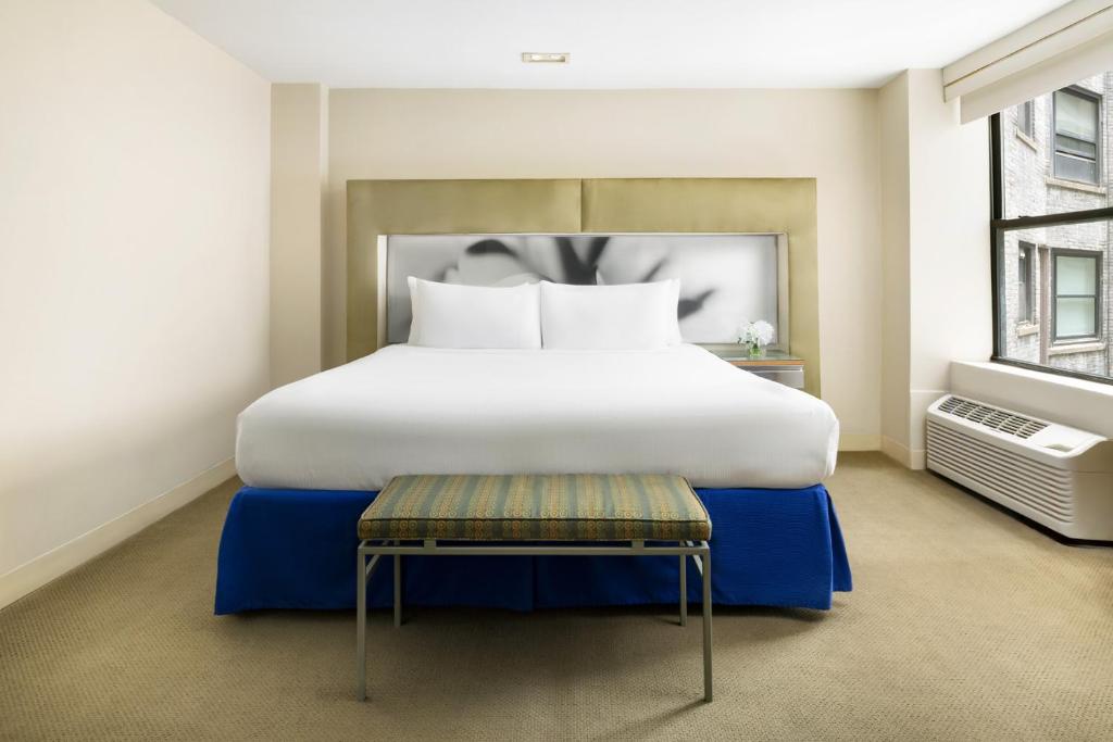 Shoreham Hotel - 