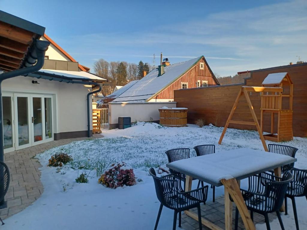 Apartmány Albipolis - Hořec a Modřín v zimě