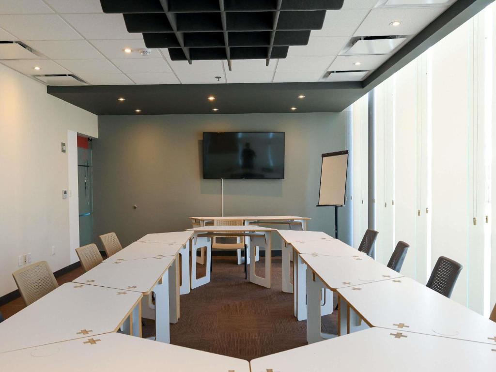 Ibis Mazatlan Marina