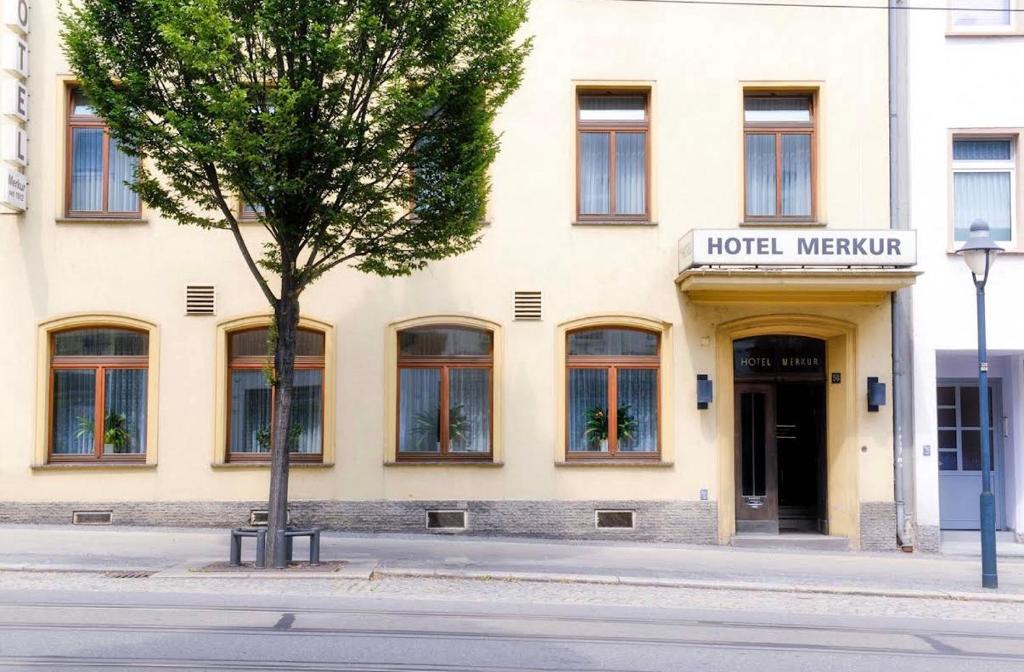 Fotografie z fotogalerie ubytování Hotel Merkur v destinaci Niederdorla
