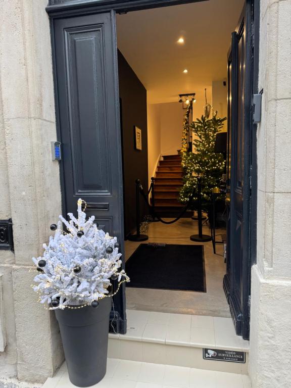 Mặt tiền/cổng chính của La suite du parc 2