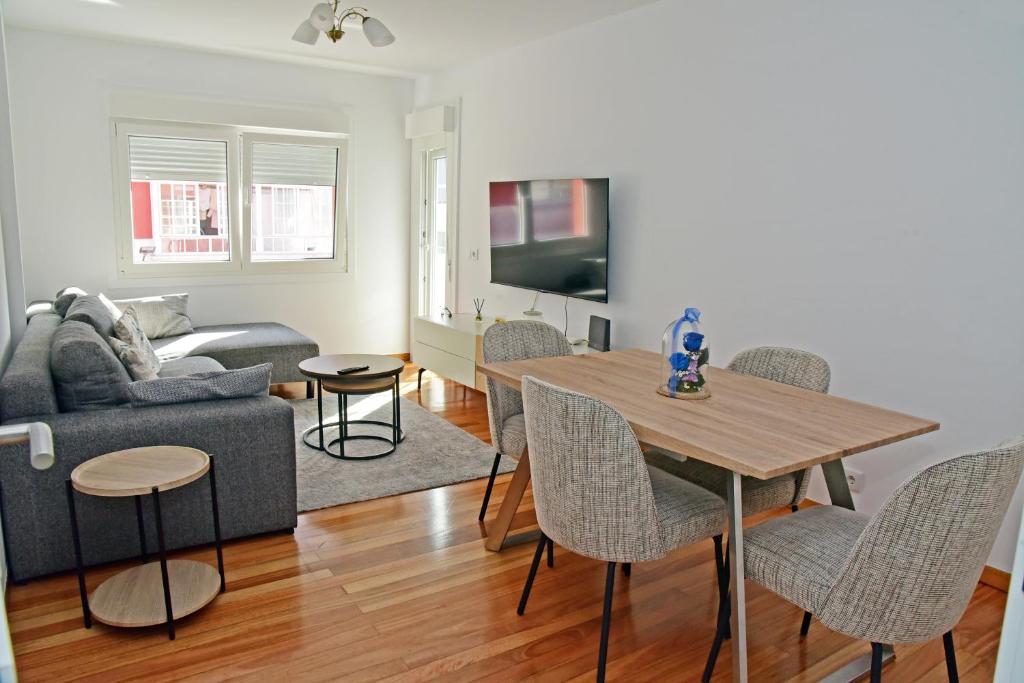 Afbeelding uit fotogalerij van Renovated Apartment Centrally located wifi in Noya