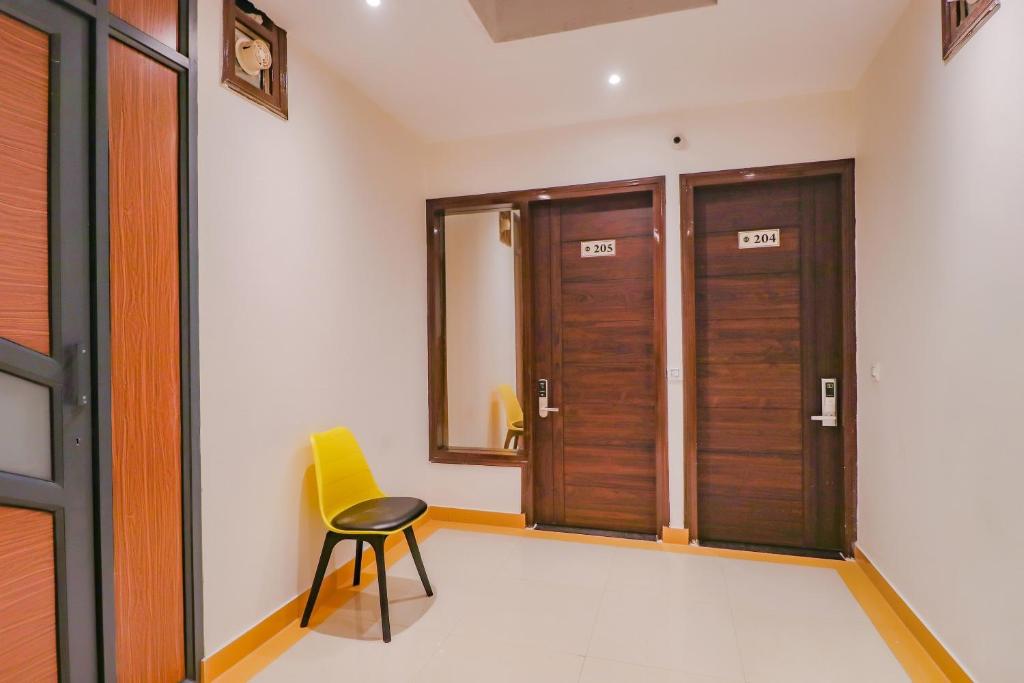 Billede fra billedgalleriet på Hotel O by OYO Crystal Empire i Zirakpur