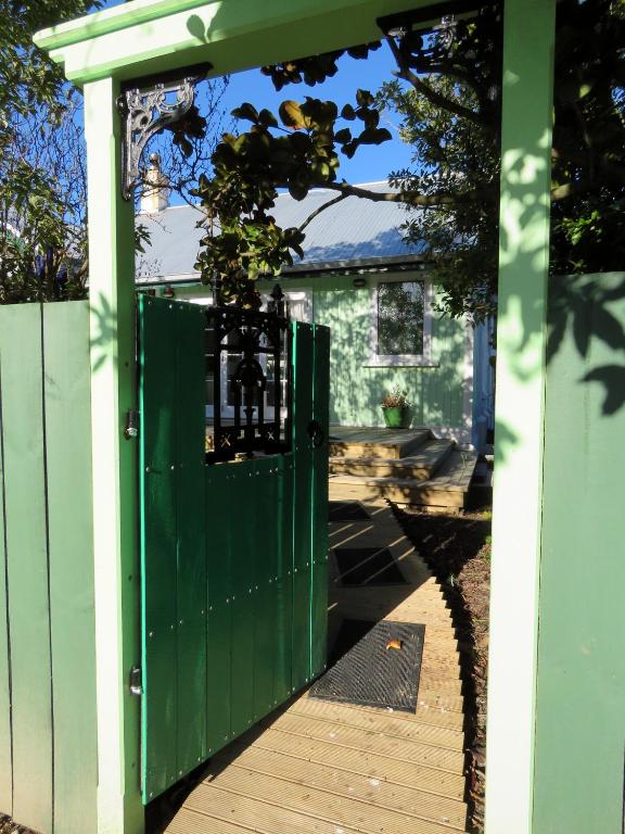 Merrybrook Studio - Resim 9