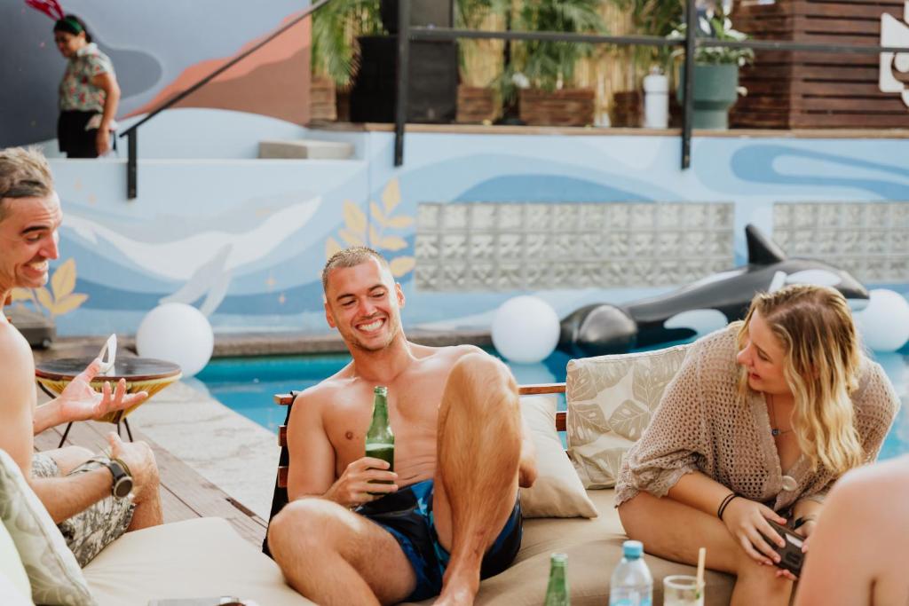 Mayan Monkey Los Cabos - Social Hotel