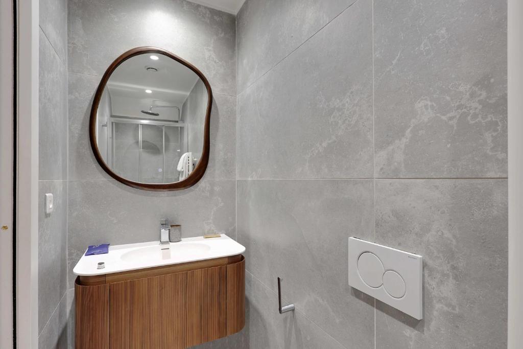 Elegant Apartment - 2BD 6P - Hôtel de Ville