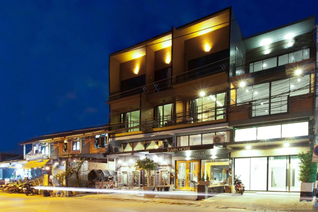 3 Laan House - Resim 1