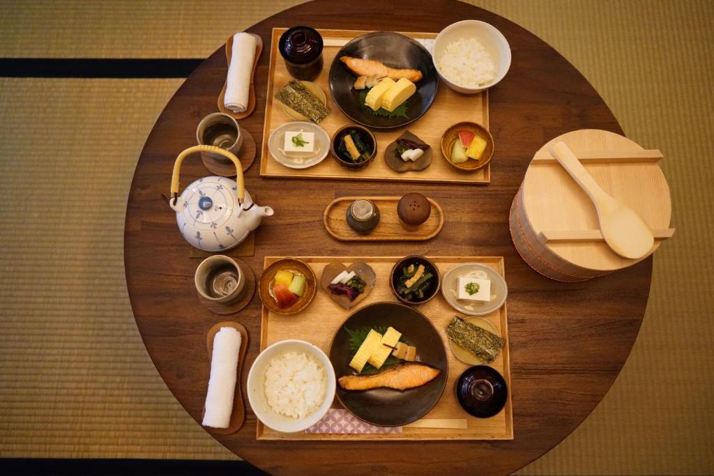 Matur á eða í nágrenni ryokan-hótelanna