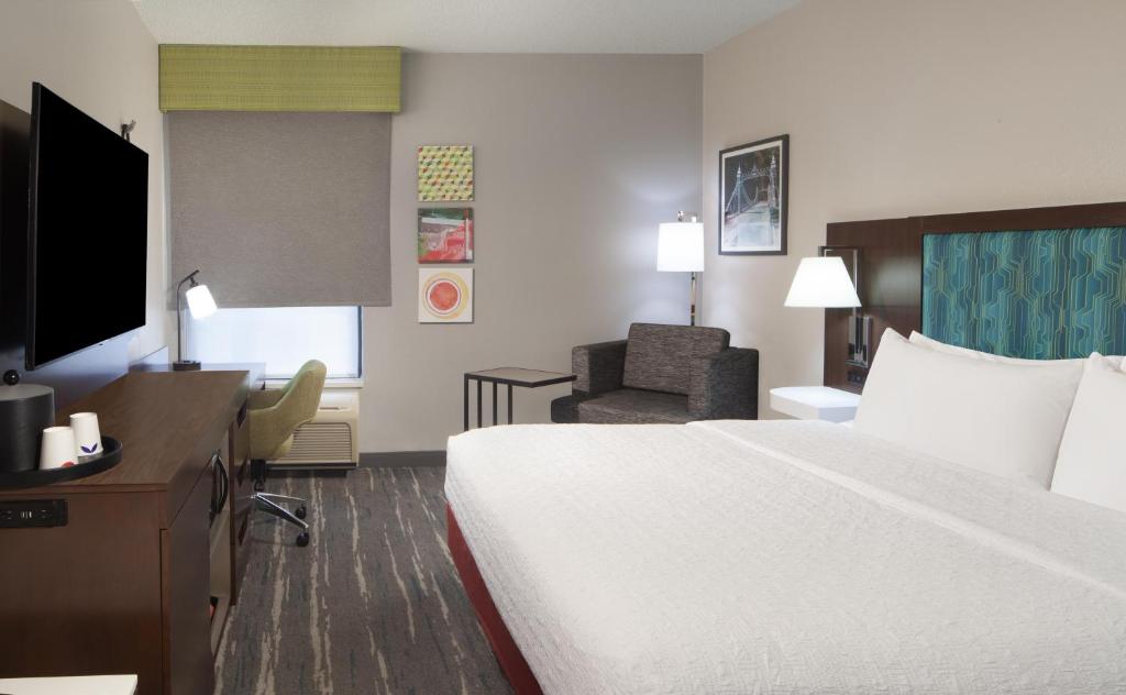 Hampton Inn Youngstown/Boardman photo