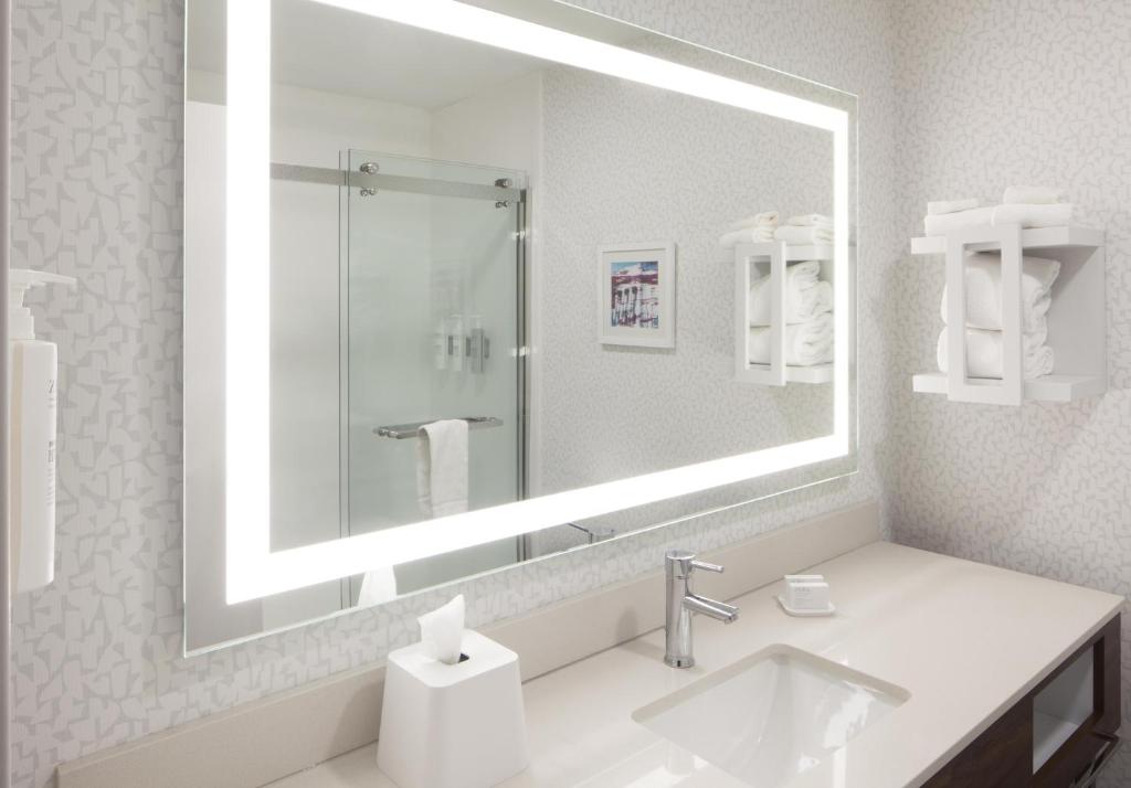 Hampton Inn Youngstown/Boardman photo