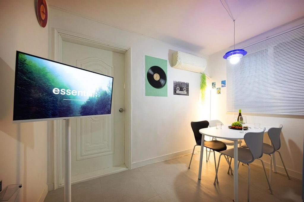 TV/trung tâm giải trí tại 모던 스테이