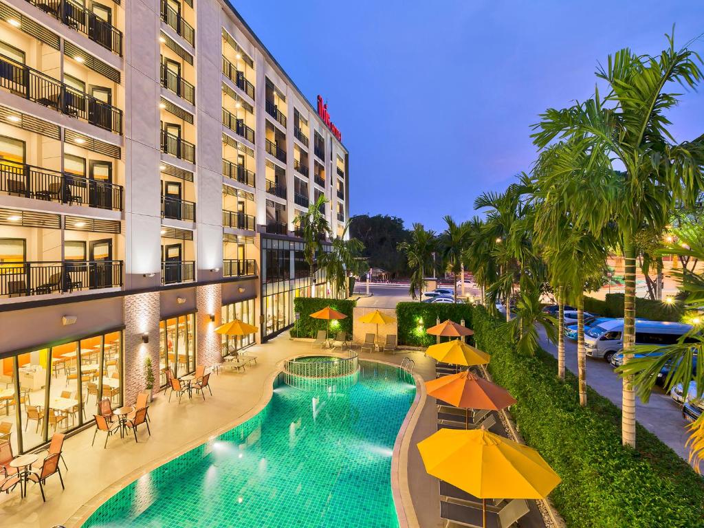 Bazén v ubytování Ibis Hua Hin nebo v jeho okolí