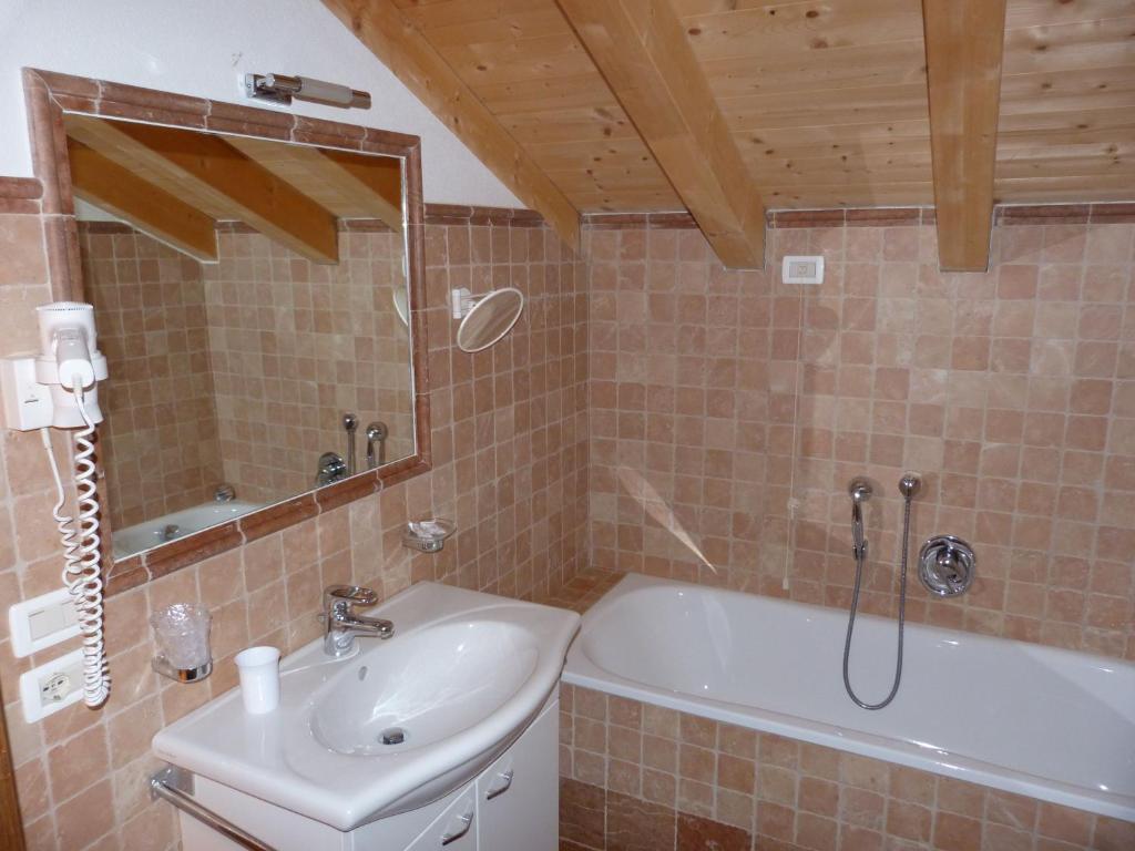 Koupelna v ubytování Chalet Ciasa Alexander