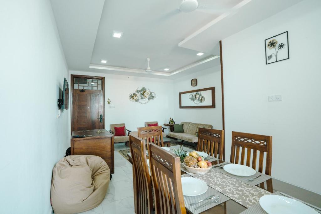 Χώρος καθιστικού στο Sea View 3-Bedroom Residence Greenstar City Dehiwala by Luminor