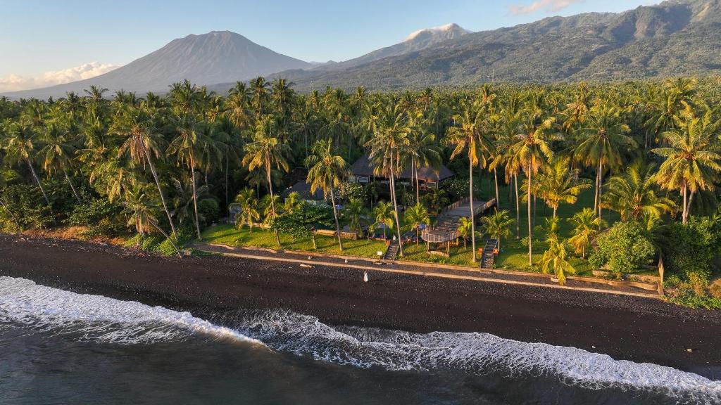 Naturlandskabet i nærheden af resortet