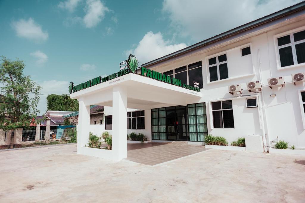 Το κτήριο όπου στεγάζεται  το ξενοδοχείο