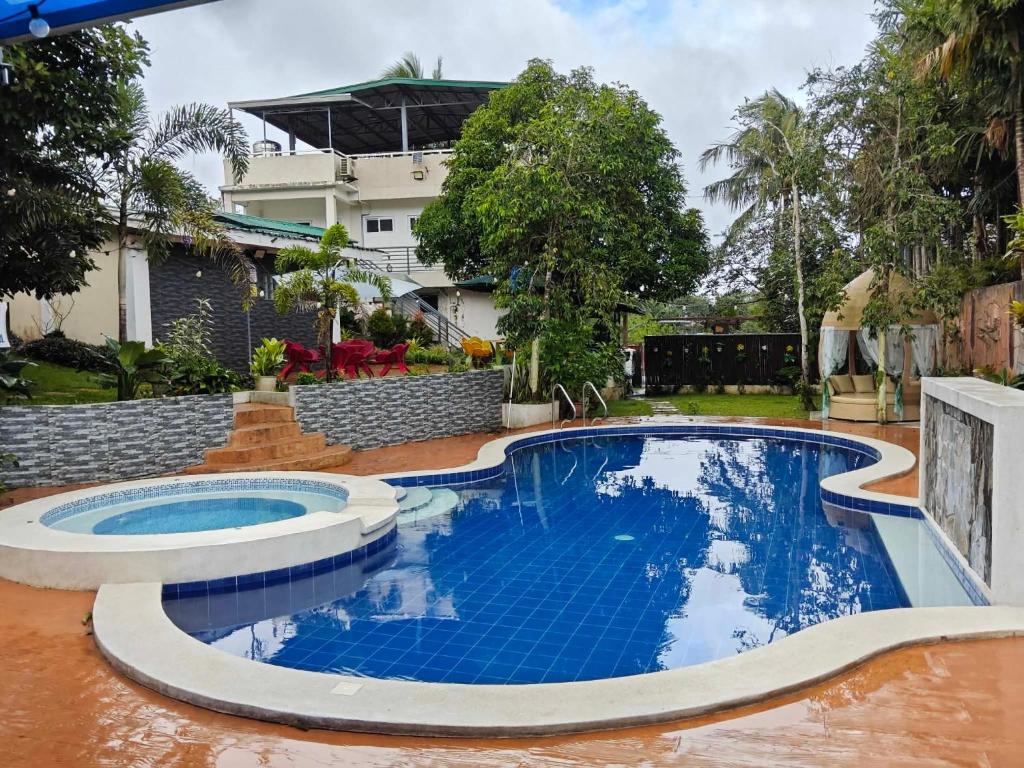 Swimmingpoolen hos eller tæt på MD's Transient and Staycation Tagaytay