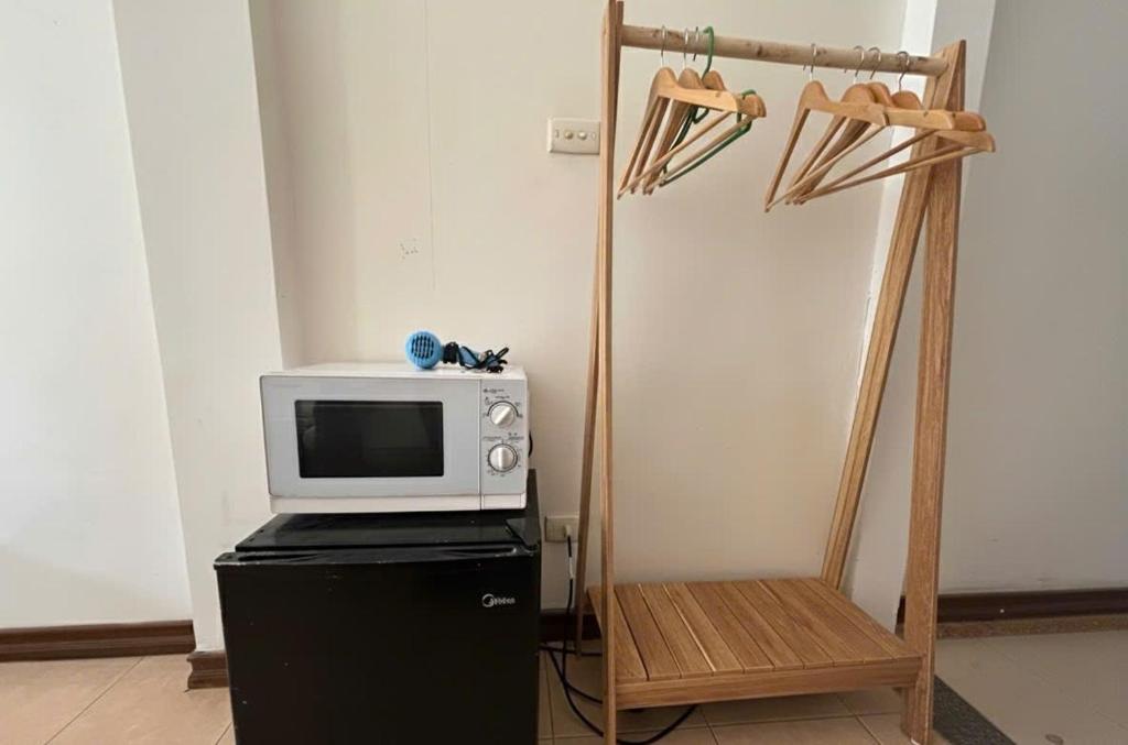 TV a/nebo společenská místnost v ubytování L'Thao Apartment in Hanoi Old Quarter