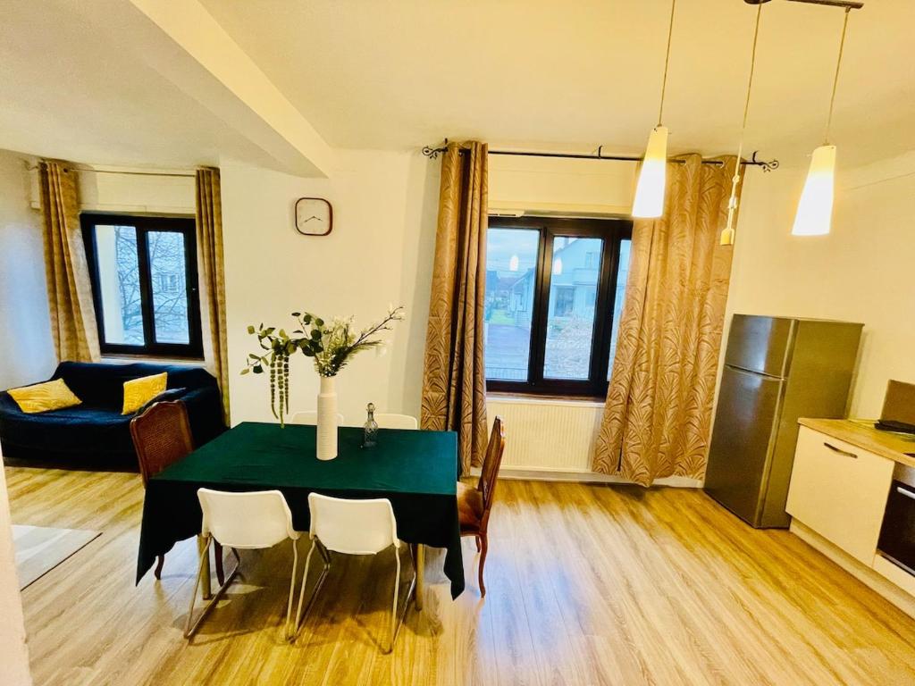 Η κουζίνα ή μικρή κουζίνα στο Chez Côme - Le confort aux portes de Strasbourg