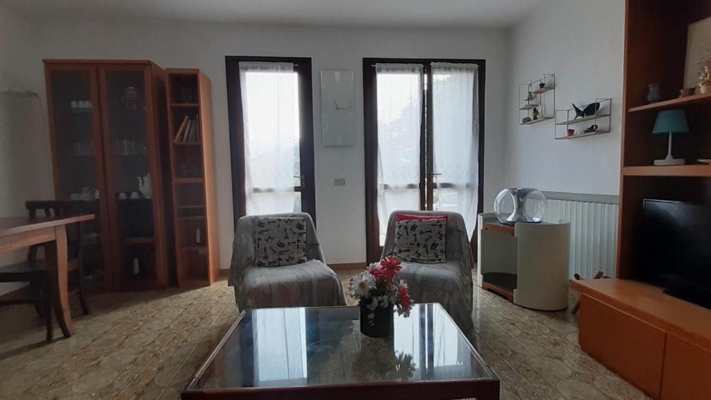 Fotografie z fotogalerie ubytování Bi locale a Gardone v destinaci Gardone Riviera