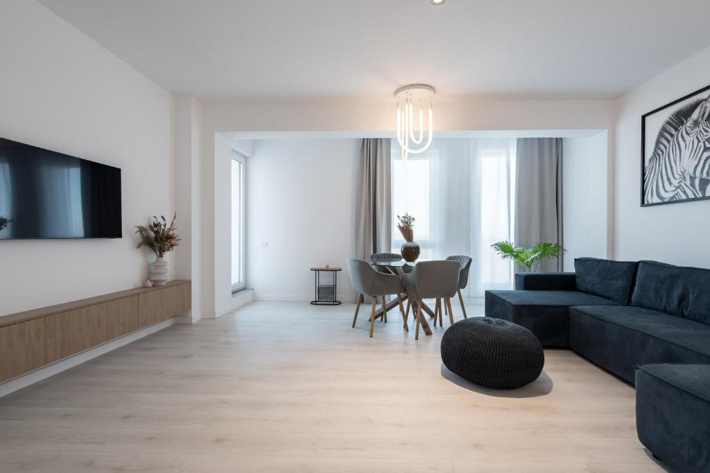 TV a/nebo společenská místnost v ubytování Therme Voyage North Apartment 7