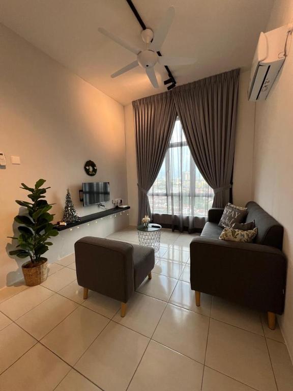 Ipoh Modern Skyline & Mountain View Suite