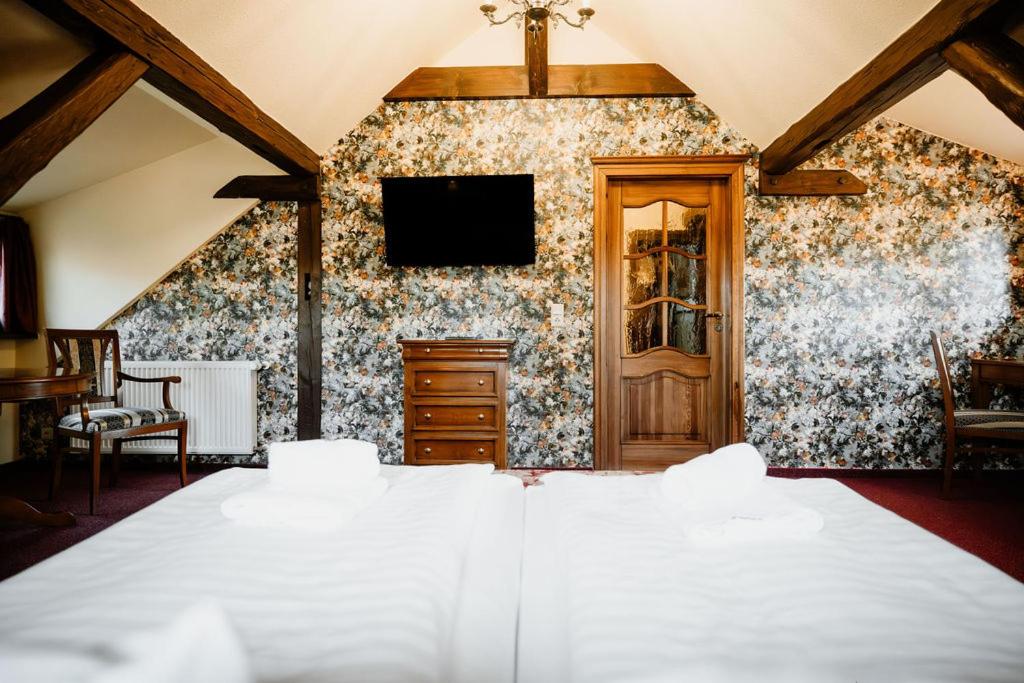 Schlosshotel Stecklenberg - 3