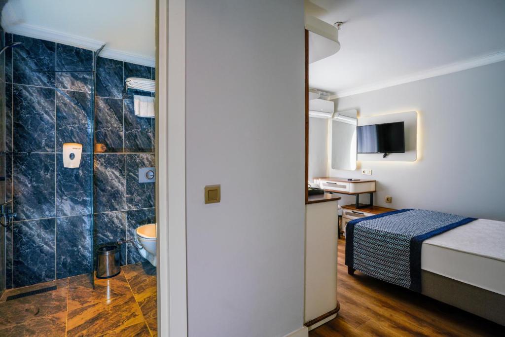 Q Ella Beach Hotel - 15