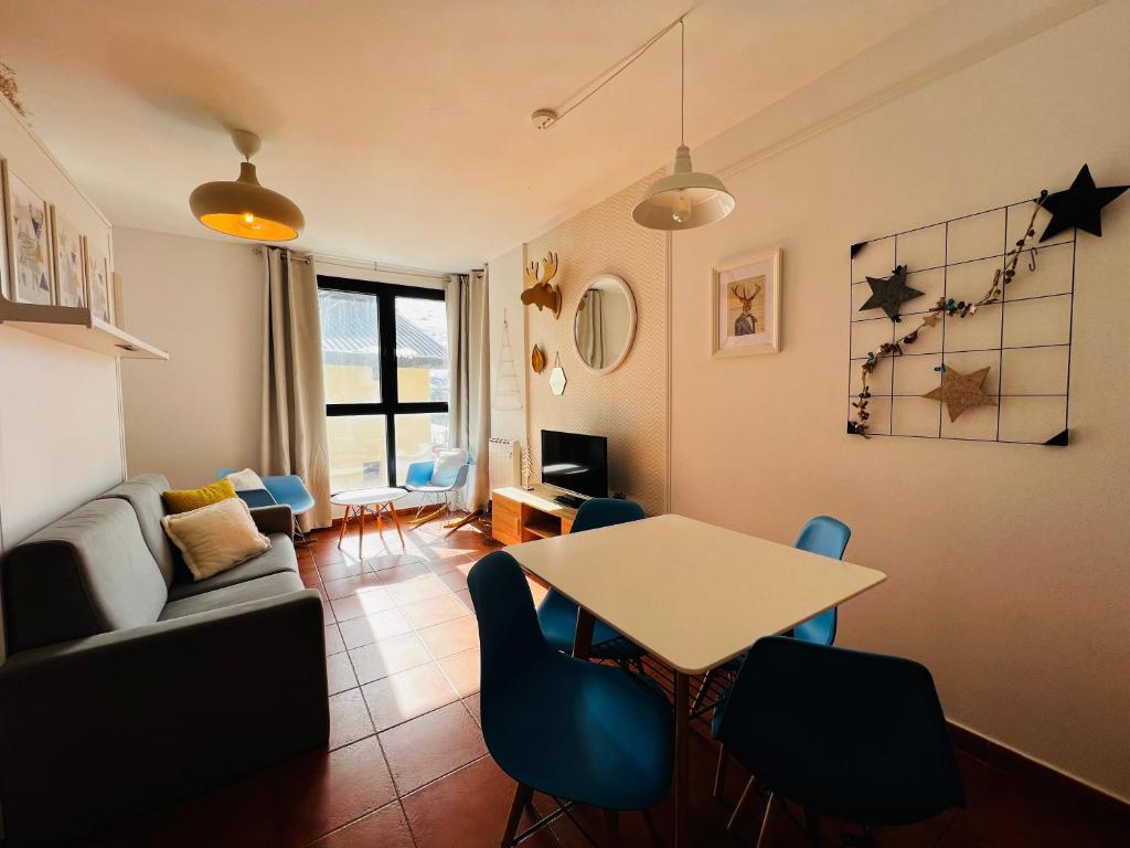 Χώρος καθιστικού στο Apartamentos Bluettravel Snow Confort Monte Gorbea
