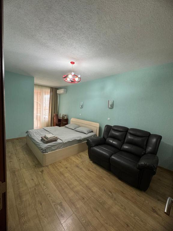 Луксозен апартамент в сърцето на Сандански - Housity