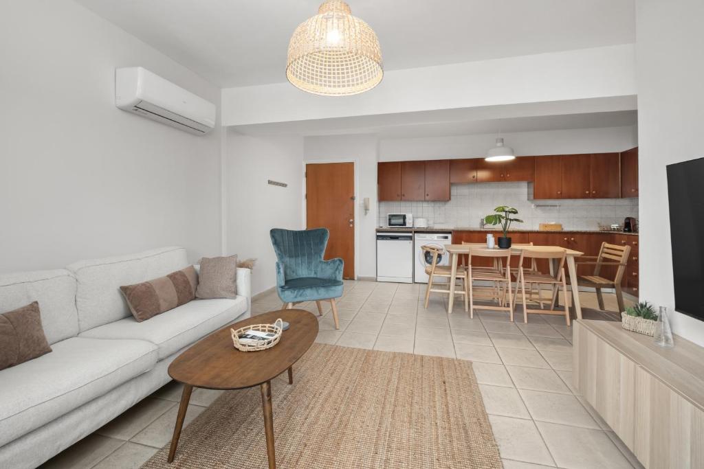 Кухня или мини-кухня в Downtown Stadium 3 Bedroom Apartment
