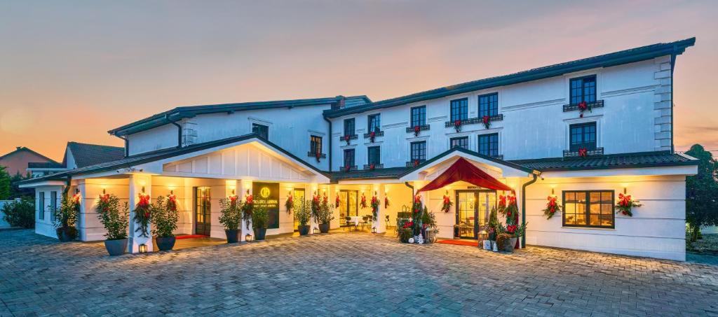 El edificio en el que está el hotel