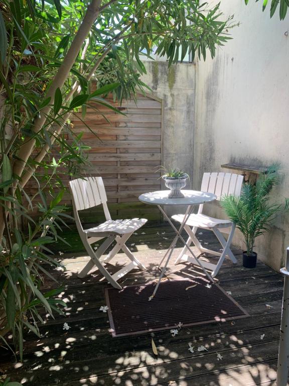 Κήπος έξω από το T2 cœur de ville La Londe-Les-Maures