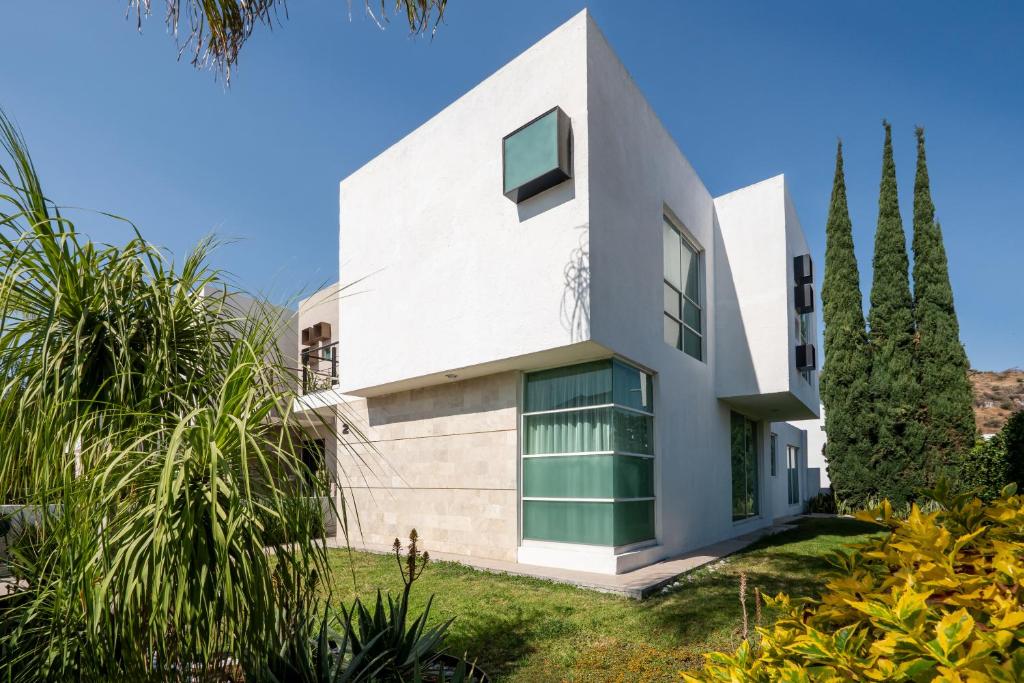 Το κτήριο όπου στεγάζεται  το δωμάτιο σε οικογενειακή κατοικία