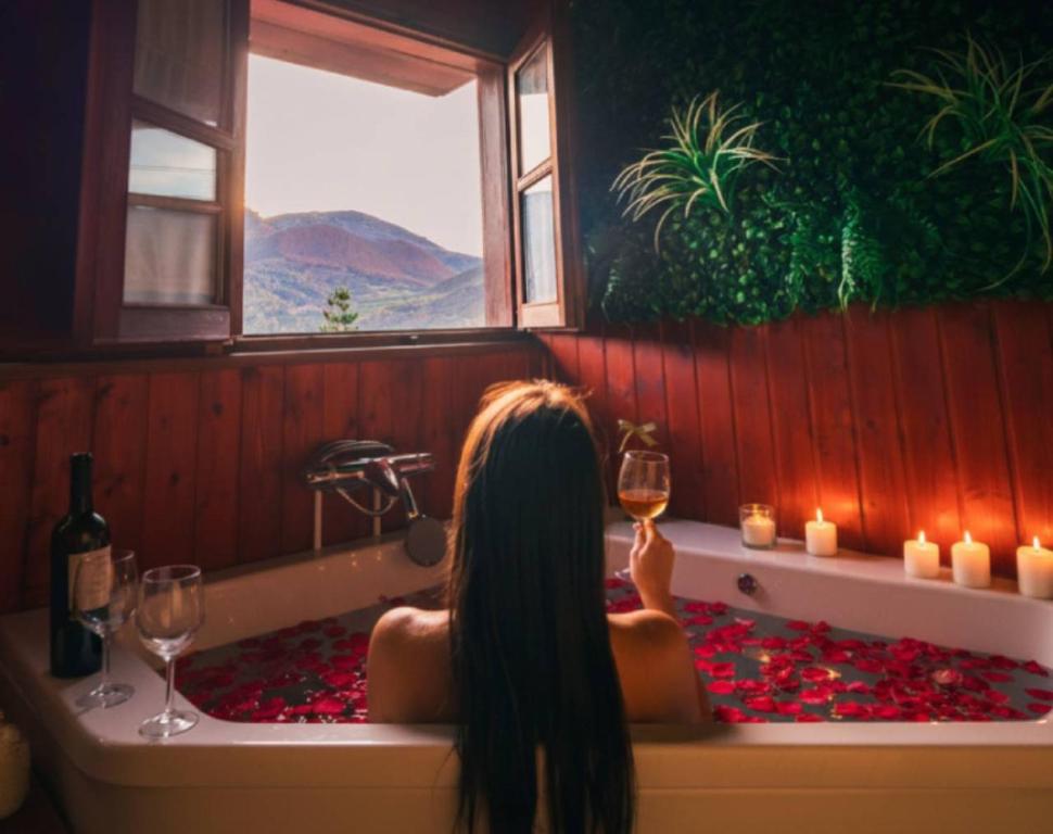 Φωτογραφία από το άλμπουμ του La Congosta, mágica aldea rodeada de montañas σε La Plaza