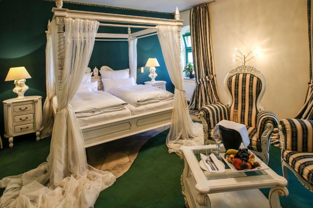 Backstage Hotel - Resim 6