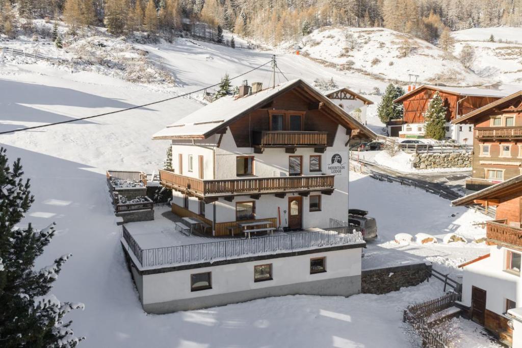 Mountain Lodge Sölden - Ski in Bike out Chalet