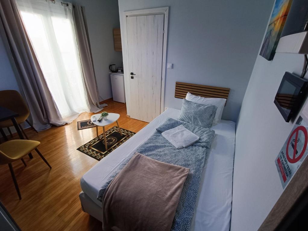 Knezevic resorts 23