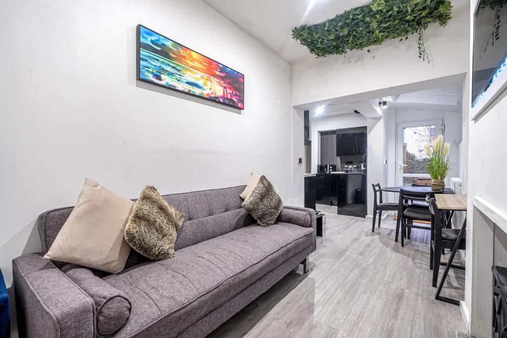 Χώρος καθιστικού στο Central Cardiff townhouse for groups & families