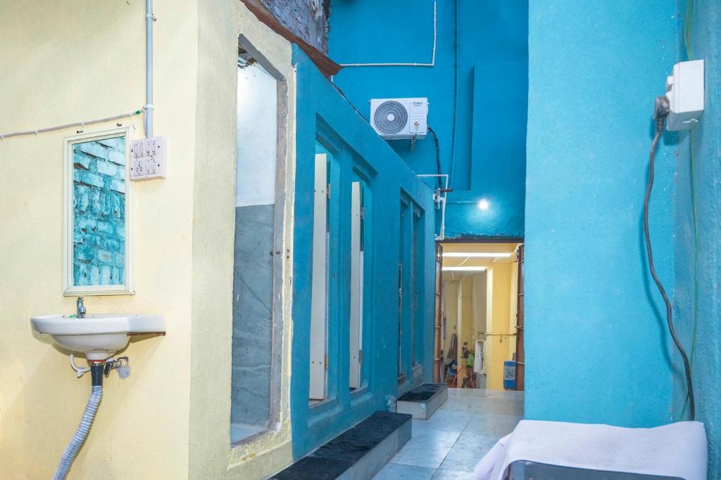 Ένα μπάνιο στο Shrikripa Bhakt Niwas