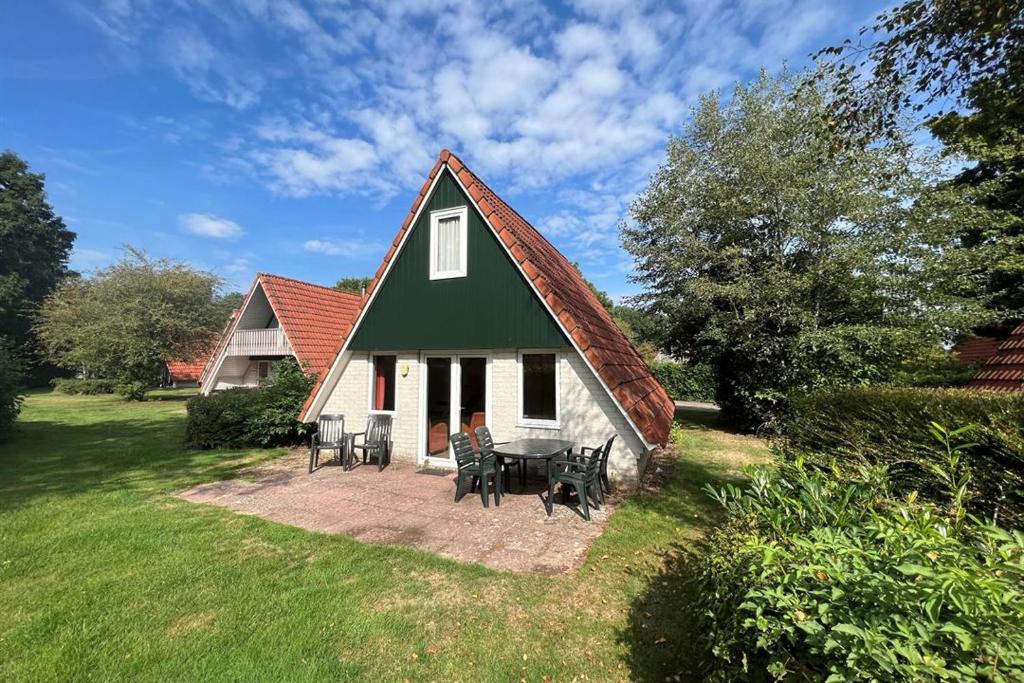 Κήπος έξω από το Rustig huis op park in Overijssel