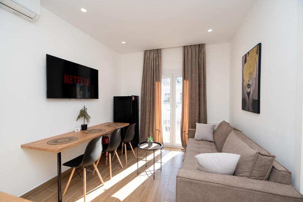 Hephaistion City Escape #dbapartments